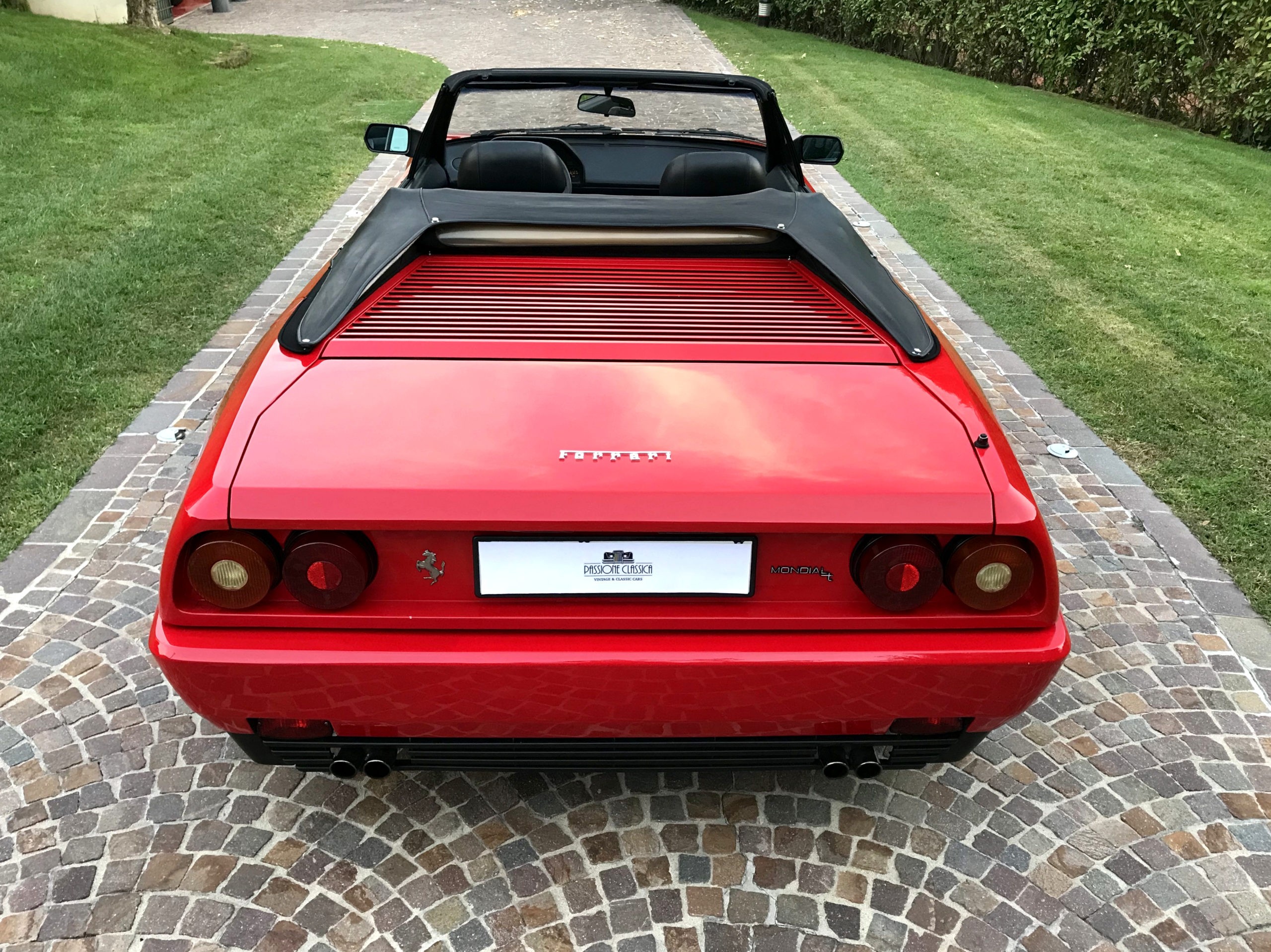 Ferrari Mondial T Cabriolet in vendita | PASSIONE CLASSICA